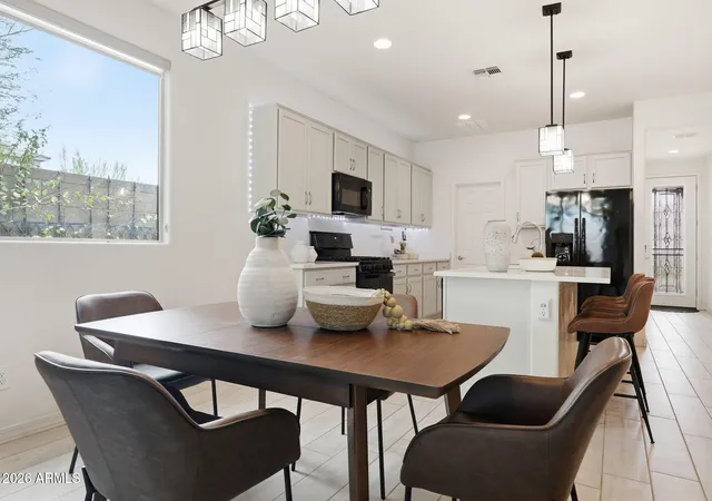 4th image of 5718 W Jones Ave, Phoenix, AZ 85043 | MLS# 7052854