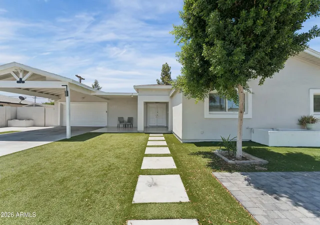 Photo 2 of Single family home for sale at 6139 W Colter St, Glendale, AZ 85301 | MLS# 7052296 | Listing updated on 2026-10-06