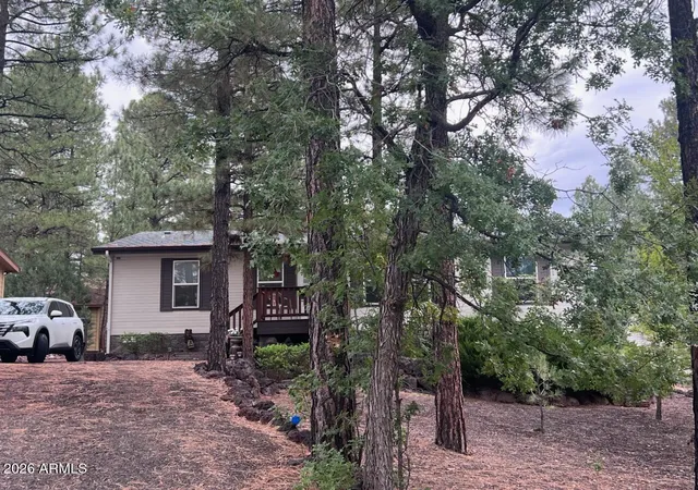 1st image of 1001 S Cherokee Dr, Show Low, AZ 85901 | MLS# 7052288