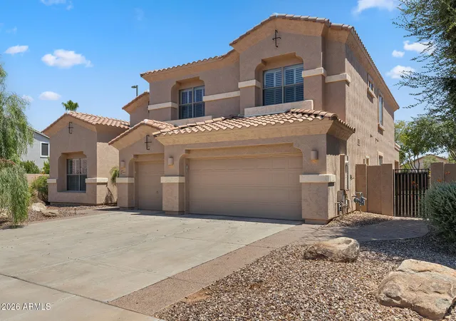 Photo 3 of Single family home for sale at 2089 S Sailors Way, Gilbert, AZ 85295 | MLS# 7055068 | Listing updated on 2026-09-17