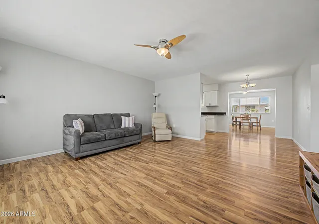 5th image of 10020 W Cumberland Dr, Sun City, AZ 85351 | MLS# 7052537