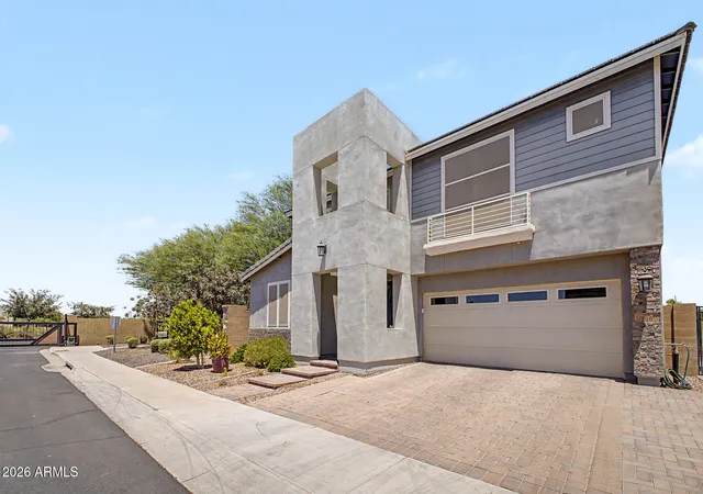 Photo 3 of Single family home for sale at 200 E Wisteria Dr, Chandler, AZ 85286 | MLS# 7052436 | Listing updated on 2026-08-11