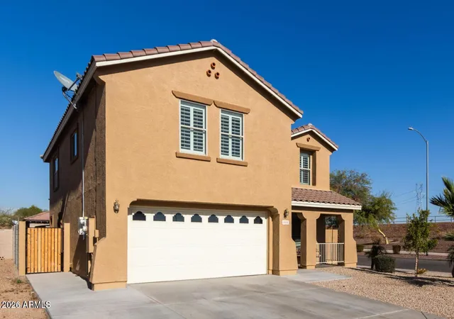 Photo 3 of Single family home for sale at 990 E Doris St, Avondale, AZ 85323 | MLS# 7053144 | Listing updated on 2026-09-13