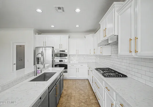 Photo 3 of Single family home for sale at 590 W Powell Way, Chandler, AZ 85248 | MLS# 7053690 | Listing updated on 2026-08-11