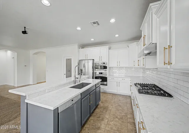 Photo 4 of Single family home for sale at 590 W Powell Way, Chandler, AZ 85248 | MLS# 7053690 | Listing updated on 2026-08-11