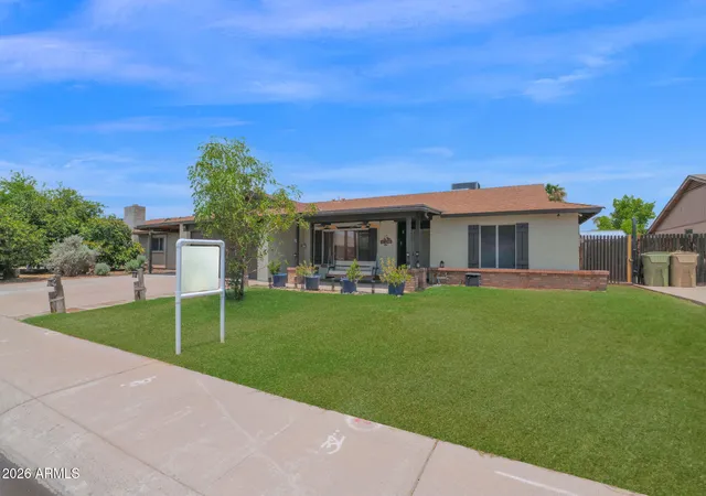 Photo 3 of Single family home for sale at 5640 W Redfield Rd, Glendale, AZ 85306 | MLS# 7052453 | Listing updated on 2026-07-14