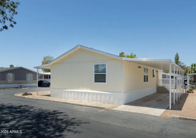 Photo 3 of Manufactured home for sale at 8601 N 71st Avenue #70, Glendale, AZ 85301 | MLS# 7052439 | Listing updated on 2026-09-08