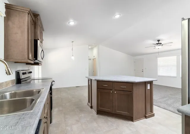 Photo 3 of Manufactured home for sale at 8601 N 71st Avenue #70, Glendale, AZ 85301 | MLS# 7052439 | Listing updated on 2026-09-08