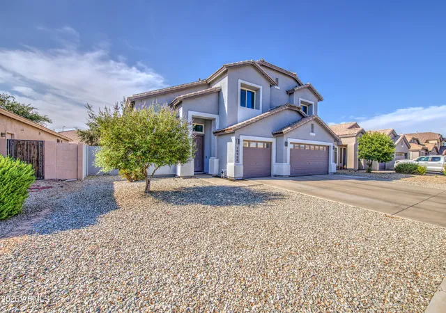 1st image of 10926 W Locust Ln, Avondale, AZ 85323 | MLS# 7055280