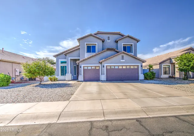 3rd image of 10926 W Locust Ln, Avondale, AZ 85323 | MLS# 7055280