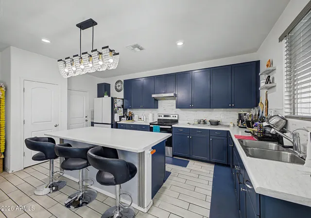 4th image of 12333 W Kaler Dr, Glendale, AZ 85307 | MLS# 7063521