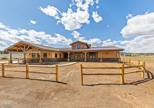 1st image of 6570 Meadows Ln, Flagstaff, AZ 86004 | MLS# 7052574