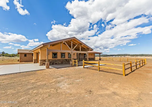 5th image of 6570 Meadows Ln, Flagstaff, AZ 86004 | MLS# 7052574