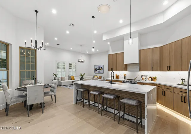 3rd image of 1120 N Wren Dr, Gilbert, AZ 85234 | MLS# 7054227
