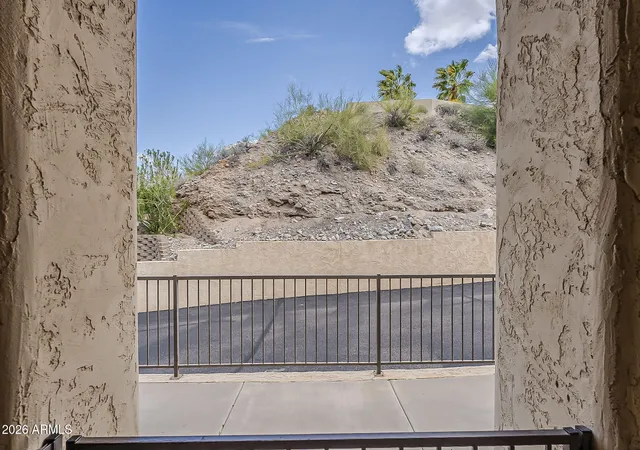 Listing Photo 5 - Condo for sale in building located at 16107 E Emerald Dr, Fountain Hills, AZ 85268 - Unit #112