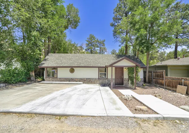 Photo 1 of Single family home for sale at 1548 Oregon Ave, Prescott, AZ 86305 | MLS# 7052605 | Listing updated on 2026-09-04