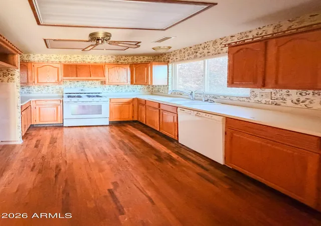 Photo 2 of Single family home for sale at 1530 N Warren Dr, Prescott, AZ 86301 | MLS# 7053044 | Listing updated on 2026-08-25