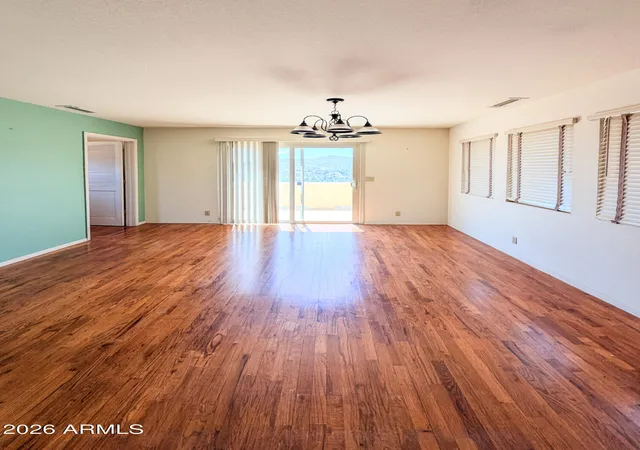 Photo 3 of Single family home for sale at 1530 N Warren Dr, Prescott, AZ 86301 | MLS# 7053044 | Listing updated on 2026-08-25
