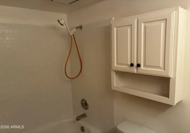 2nd image of 2551 W Rose Ln, Phoenix, AZ 85017