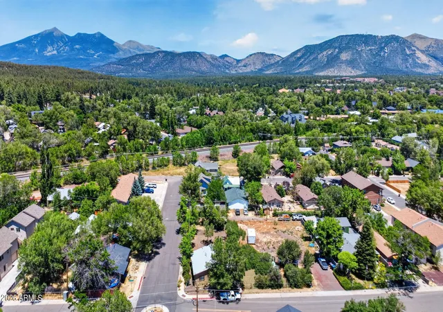 Photo 2 of Single family home for sale at 530 W Tombstone Ave, Flagstaff, AZ 86001 | MLS# 7052720 | Listing updated on 2026-09-07