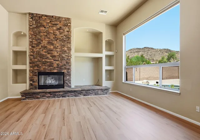 Photo 4 of Single family home for sale at 25801 N Lawler Loop, Phoenix, AZ 85083 | MLS# 7058614 | Listing updated on 2026-10-19