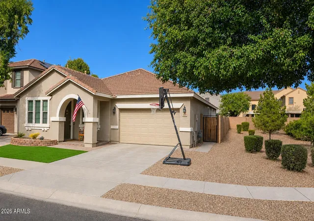 Photo 1 of Sale Pending at 2729 S Hansen Dr, Gilbert, AZ 85295 | MLS# 7052781 | Listing updated on 2026-08-19