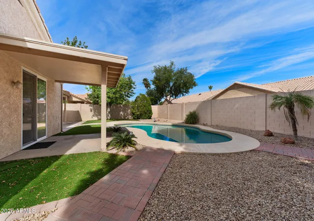 Photo 3 of Single family home for sale at 1252 W Bruce Ave, Gilbert, AZ 85233 | MLS# 7052755 | Listing updated on 2026-10-09