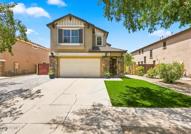 Photo 1 of Single family home for sale at 1562 S Sabino Ct, Gilbert, AZ 85296 | MLS# 7056205 | Listing updated on 2026-09-06