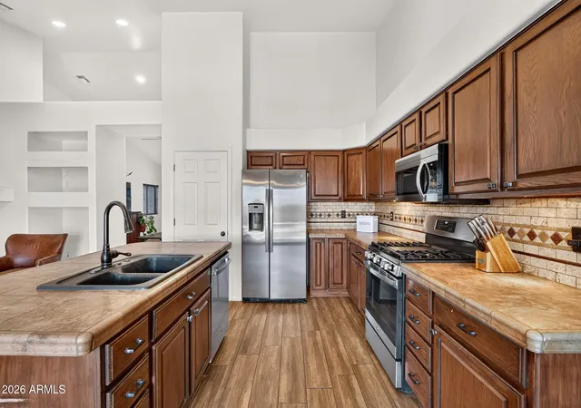 Photo 3 of Single family home for sale at 10529 W Bel Air Cir, Casa Grande, AZ 85194 | MLS# 7052983 | Listing updated on 2026-09-18
