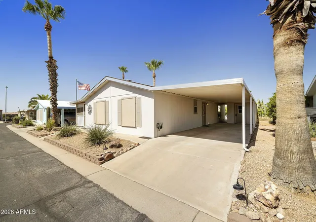 Photo 1 of Manufactured home for sale at 3700 S Tomahawk Rd #70, Apache Junction, AZ 85119 | MLS# 7053098 | Listing updated on 2026-09-14