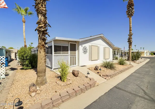 Photo 3 of Manufactured home for sale at 3700 S Tomahawk Rd #70, Apache Junction, AZ 85119 | MLS# 7053098 | Listing updated on 2026-09-14