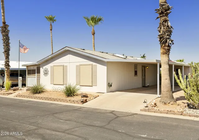 Photo 4 of Manufactured home for sale at 3700 S Tomahawk Rd #70, Apache Junction, AZ 85119 | MLS# 7053098 | Listing updated on 2026-09-14