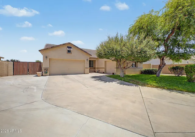 Photo 1 of Single family home for sale at 1300 E Bosi Ct, San Tan Valley, AZ 85140 | MLS# 7053028 | Listing updated on 2026-10-19
