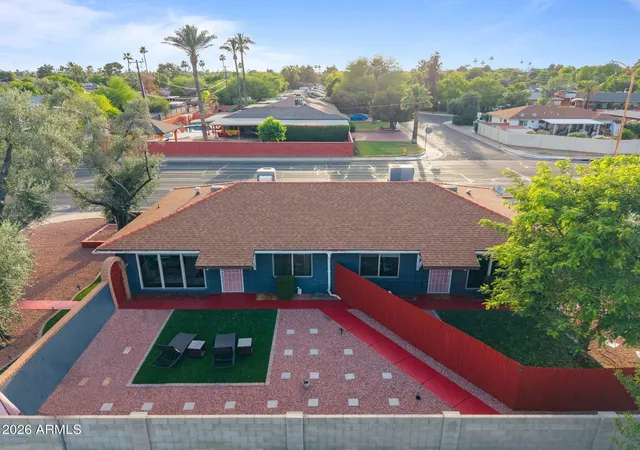 Photo 2 of Single family home for sale at 548 W San Juan Ave, Phoenix, AZ 85013 | MLS# 7052929 | Listing updated on 2026-09-22