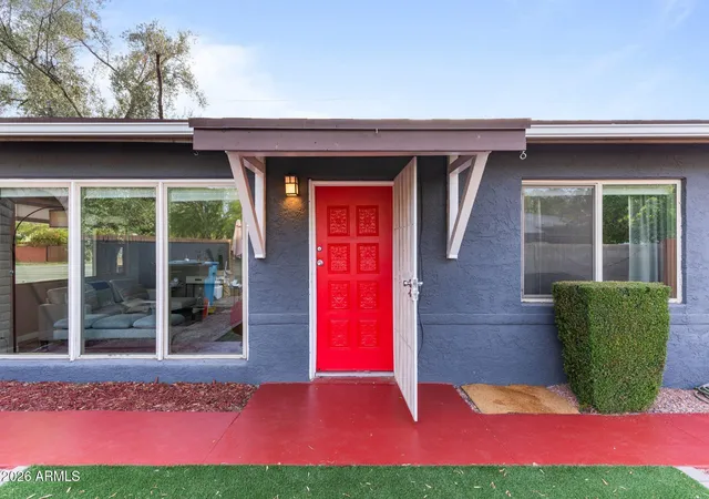 Photo 3 of Single family home for sale at 548 W San Juan Ave, Phoenix, AZ 85013 | MLS# 7052929 | Listing updated on 2026-09-22