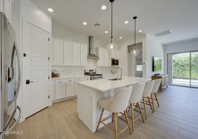 Photo 4 of Sale Pending at 2082 E Oriole Dr, Gilbert, AZ 85297 | MLS# 7053224 | Listing updated on 2026-08-11