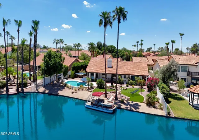 3rd image of 926 W Coast Dr, Gilbert, AZ 85233 | MLS# 7053009