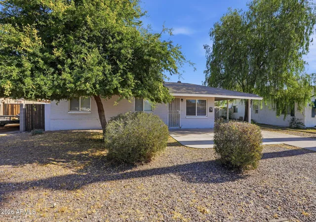Photo 1 of Single family home for sale at 2416 W Stella Ln, Phoenix, AZ 85015 | MLS# 7052989 | Listing updated on 2026-09-17