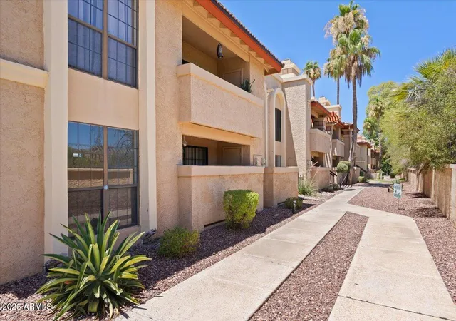 3rd image of 10410 N Cave Creek Rd #1009, Phoenix, AZ 85020 | MLS# 7056263