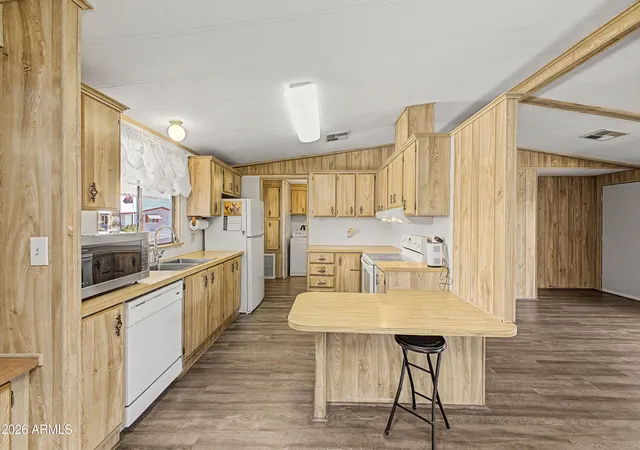 Photo 3 of Manufactured home for sale at 8103 E Southern Ave #40, Mesa, AZ 85209 | MLS# 7053944 | Listing updated on 2026-08-12
