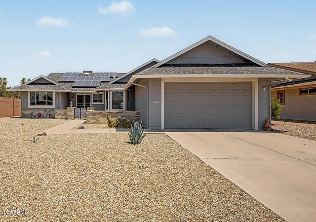 1st image of 13518 W Spring Meadow Dr, Sun City West, AZ 85375 | MLS# 7060930