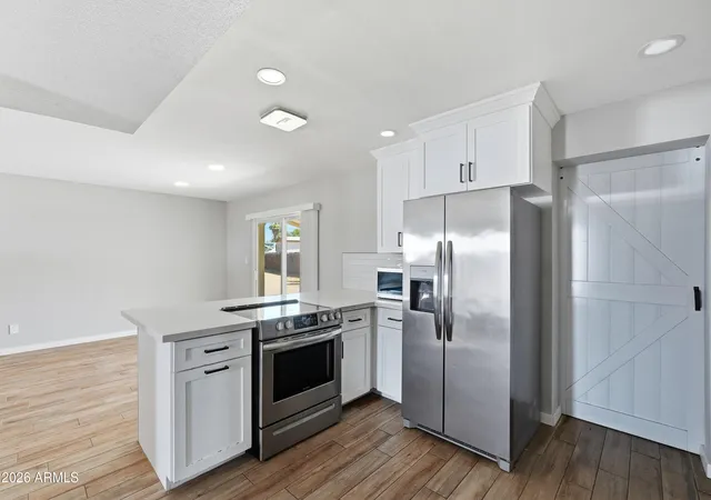 Photo 3 of Sale Pending at 5630 W Wilshire Dr, Phoenix, AZ 85035 | MLS# 7053137 | Listing updated on 2026-09-01