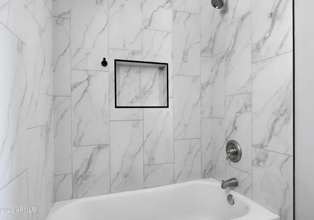 Photo 4 of Sale Pending at 5630 W Wilshire Dr, Phoenix, AZ 85035 | MLS# 7053137 | Listing updated on 2026-09-01