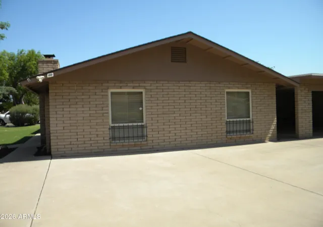 Photo 4 of Sale Pending at 1063 N Barkley, Mesa, AZ 85203 | MLS# 7053344 | Listing updated on 2026-07-20