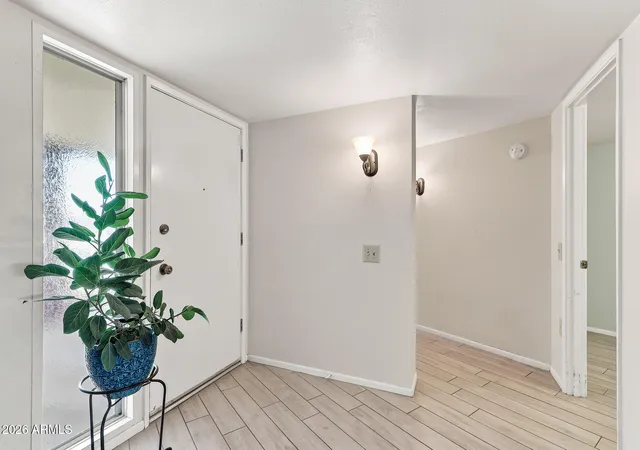 3rd image of 11137 W Palmeras Dr, Sun City, AZ 85373 | MLS# 7053594