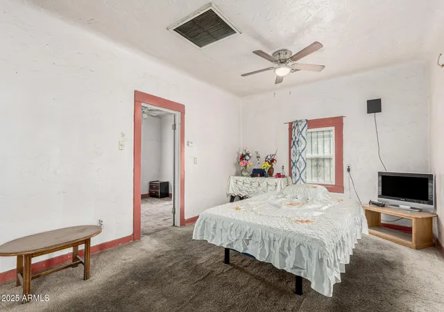 Photo 3 of Sale Pending at 1029 E Mckinley St, Phoenix, AZ 85006 | MLS# 7053138 | Listing updated on 2026-09-19