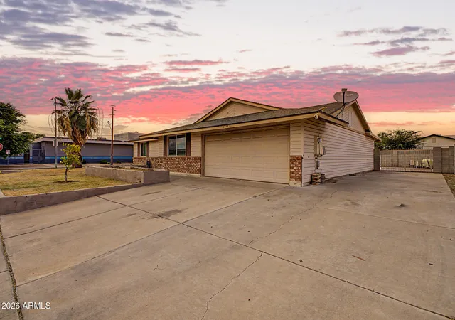 Photo 3 of Single family home for sale at 6244 W Karen Lee Ln, Glendale, AZ 85306 | MLS# 7053862 | Listing updated on 2026-09-02