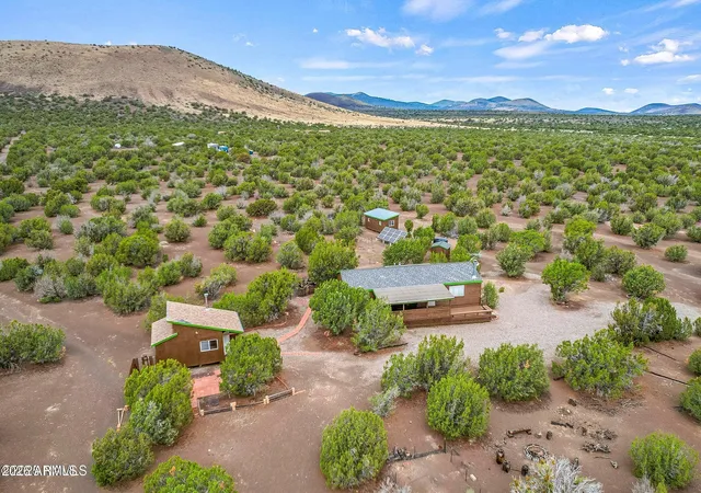 Homes for sale in Flagstaff, AZ | 14412 Leupp Rd, Flagstaff, AZ 86004 | MLS# 7053272