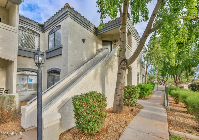 2nd image of 15095 N Thompson Peak Pkwy, Scottsdale, AZ 85260