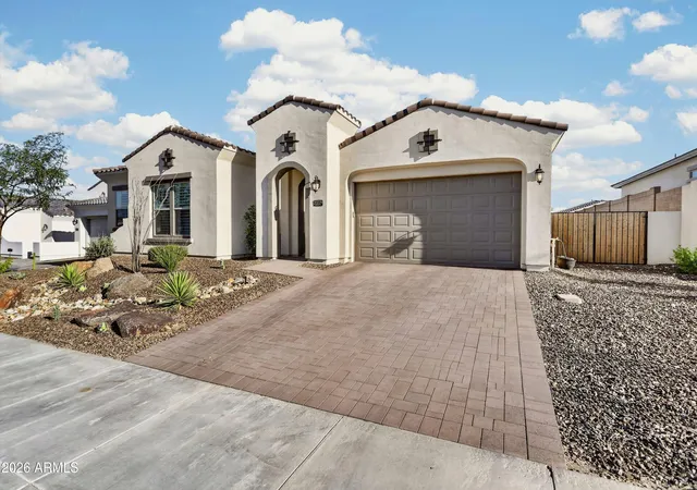 Photo 3 of Sale Pending at 20229 W San Juan Ave, Litchfield Park, AZ 85340 | MLS# 7054586 | Listing updated on 2026-09-09